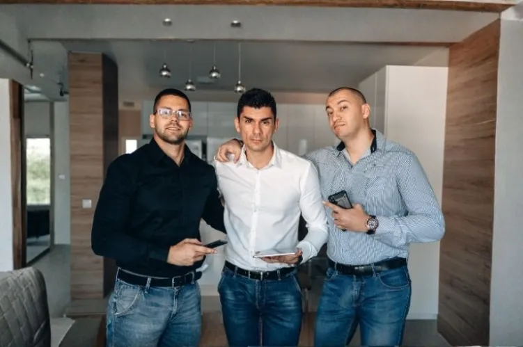 Mobilny agent ubezpieczeniowy – jak działa i czy warto